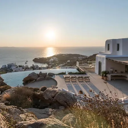 With Stunning View In Mykonos Villa *